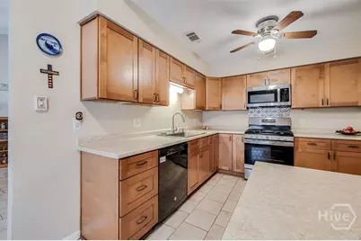 8 White Pine Court, Savannah, GA 31406 - Photo 16