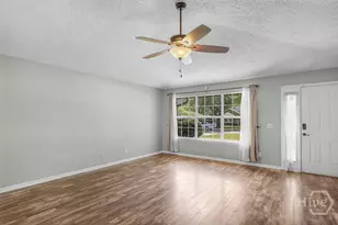 831 Osprey Dr, Richmond Hill, GA 31324 - Photo 2
