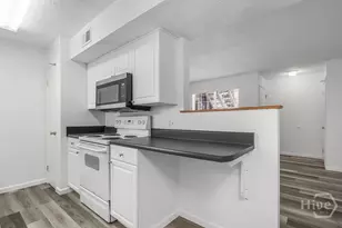 401 N Cromwell Rd, Savannah, GA 31410 - Photo 16