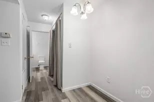401 N Cromwell Rd, Savannah, GA 31410 - Photo 14