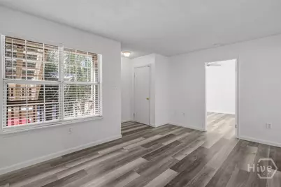 401 N Cromwell Road #T-1, Savannah, GA 31410 - Photo 8