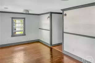 509 E Harris St, Savannah, GA 31401 - Photo 4