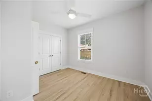 104 W 41st St, Savannah, GA 31401 - Photo 16