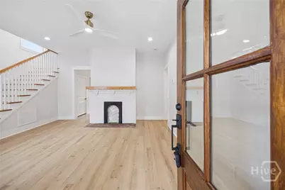 104 W 41st Street, Savannah, GA 31401 - Photo 6