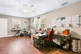 8 Hillyer Dr, Savannah, GA 31406 - Photo 28