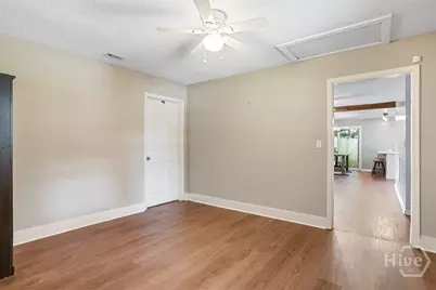 8 Hillyer Drive, Savannah, GA 31406 - Photo 26