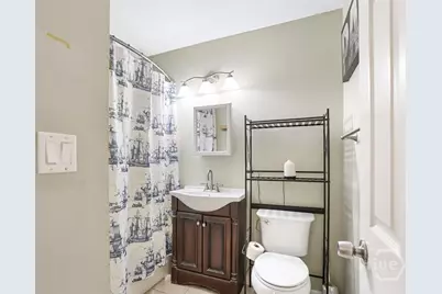 8 Hillyer Drive, Savannah, GA 31406 - Photo 14
