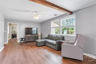 8 Hillyer Dr, Savannah, GA 31406 - Photo 12