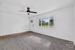 19 Palm Dr, Hinesville, GA 31313 - Photo 6