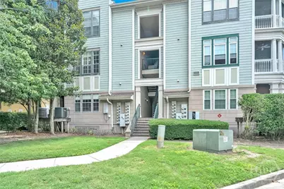 2814 Whitemarsh Way, Savannah, GA 31410 - Photo 2