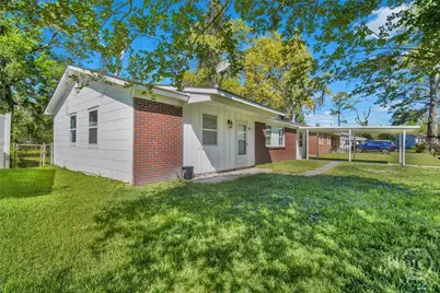 321 Byck Avenue, Garden City, GA 31408 - Photo 2
