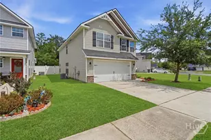 223 Grandview Dr, Hinesville, GA 31313 - Photo 2