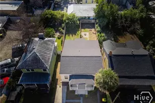 9 W 48th St, Savannah, GA 31405 - Photo 2