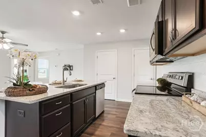 10 Flagler Drive, Savannah, GA 31419 - Photo 6