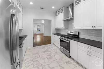 1226 E 31st Street, Savannah, GA 31404 - Photo 10