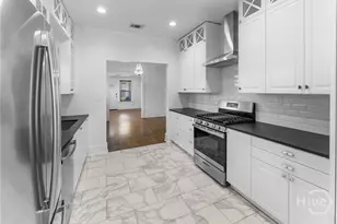 1226 E 31st St, Savannah, GA 31404 - Photo 10