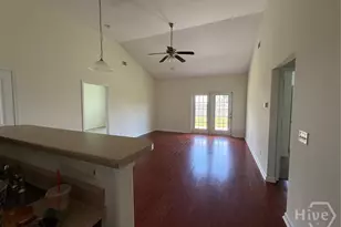 20 Wesleyan Dr, Savannah, GA 31419 - Photo 2