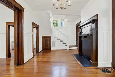 513 W 37th Street, Savannah, GA 31415 - Photo 10