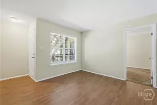 401 N Cromwell Rd, Savannah, GA 31410 - Photo 10