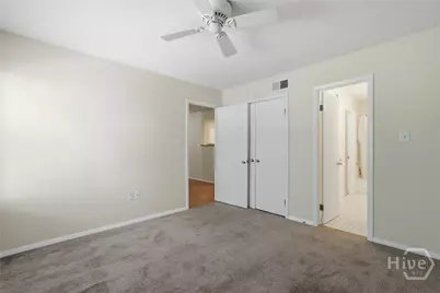 401 N Cromwell Road #D2, Savannah, GA 31410 - Photo 14
