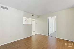 401 N Cromwell Rd, Savannah, GA 31410 - Photo 8