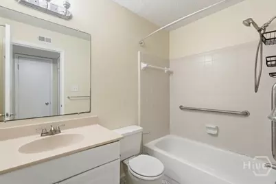 401 N Cromwell Road #D2, Savannah, GA 31410 - Photo 16