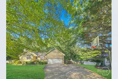 450 Loneoak Drive, Senoia, GA 30276 - Photo 2