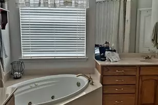 111 Meadowlark Cir, Savannah, GA 31419 - Photo 10