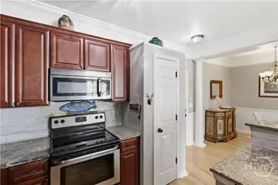 2124 Whitemarsh Way, Savannah, GA 31410 - Photo 6