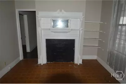 1010 W Victory Drive, Savannah, GA 31405 - Photo 8