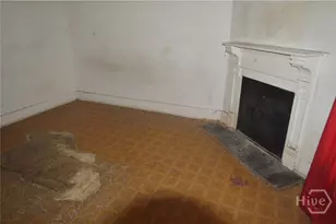 1010 W Victory Dr, Savannah, GA 31405 - Photo 16