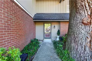 459 Mall Blvd, Savannah, GA 31406 - Photo 2
