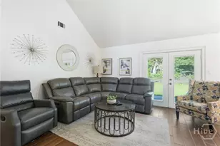 126 S Robinhood Dr, Savannah, GA 31406 - Photo 2