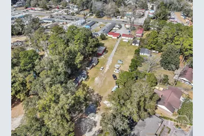 5013 - A Ogeechee Road, Savannah, GA 31405 - Photo 2
