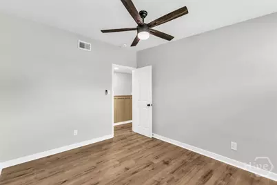 2208 Mason Drive, Savannah, GA 31404 - Photo 32