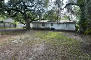 206 Cherry St, Bloomingdale, GA 31302 - Photo 2