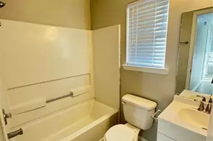 1381 Coalition Cir, Hinesville, GA 31313 - Photo 16