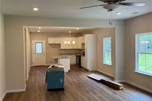1302 Kentucky St, Darien, GA 31305 - Photo 18