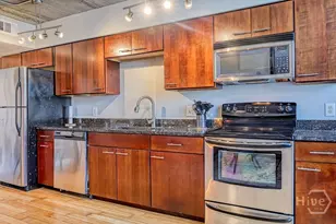 555 Berrien St, Savannah, GA 31401 - Photo 8