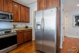5 Whitaker St, Savannah, GA 31401 - Photo 16