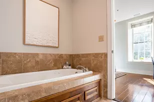 5 Whitaker St, Savannah, GA 31401 - Photo 32