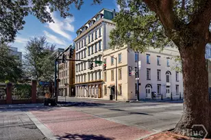 5 Whitaker St, Savannah, GA 31401 - Photo 2