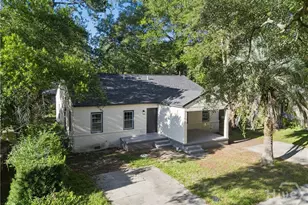 1208 E 55th St, Savannah, GA 31404 - Photo 2