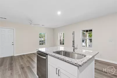 1208 E 55th Street, Savannah, GA 31404 - Photo 10