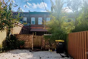 510 E State St, Savannah, GA 31401 - Photo 32