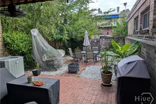 510 E State St, Savannah, GA 31401 - Photo 28