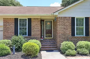 31 S Lake Dr, Savannah, GA 31410 - Photo 4