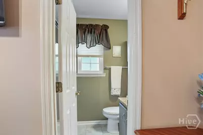 31 S Lake Drive, Savannah, GA 31410 - Photo 20