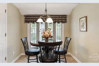 31 S Lake Drive, Savannah, GA 31410 - Photo 16