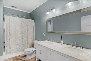 202 E 49th St, Savannah, GA 31405 - Photo 24